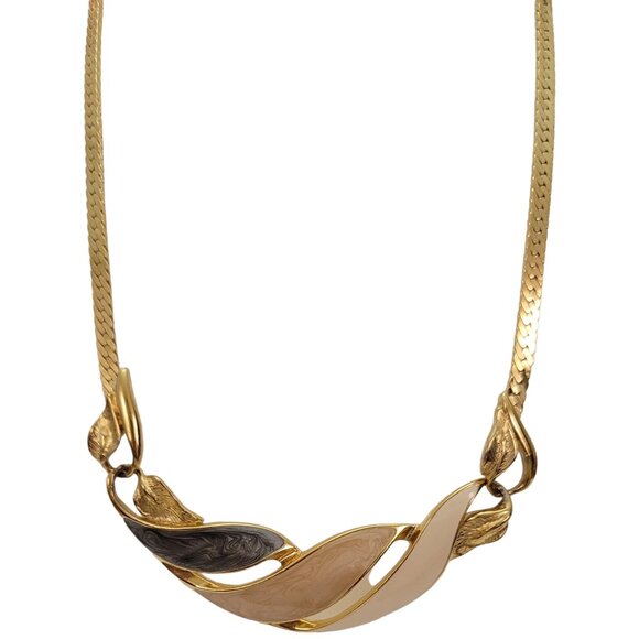 Trifari TM Gold Tone Gray Beige Pearly Enamel Leaf Collar Chain Necklace, E882 - Picture 3 of 8